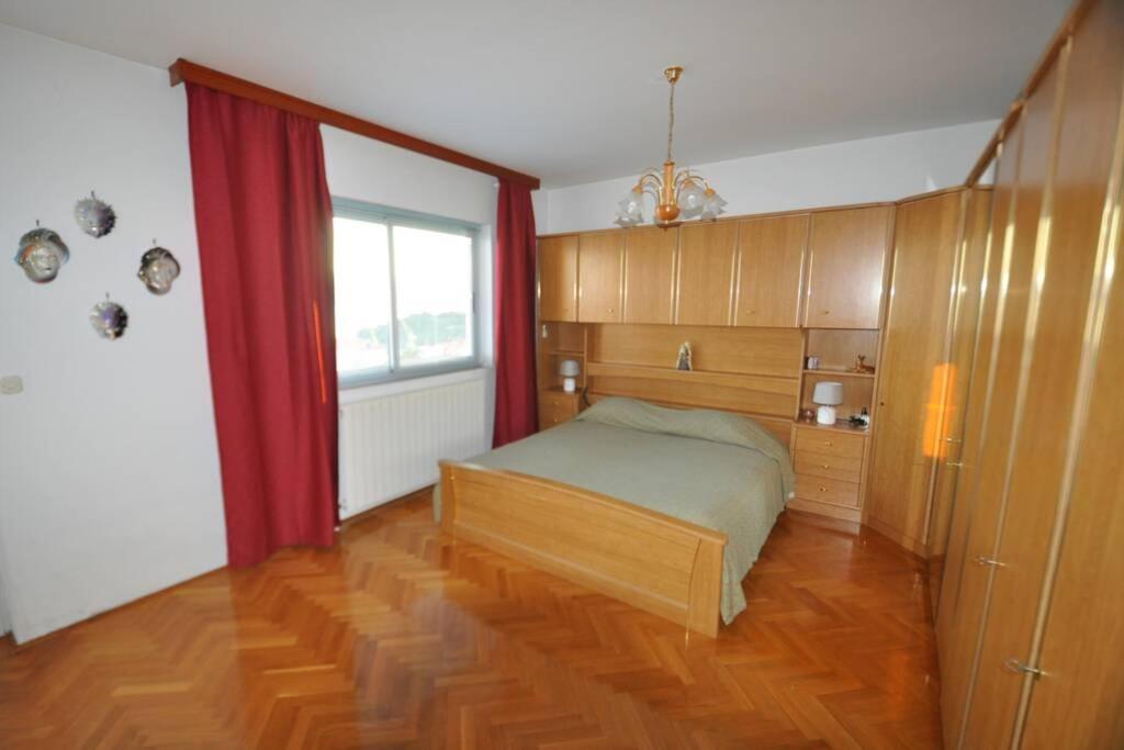 Appartamento Lux Apartman Leo Kostrena Esterno foto