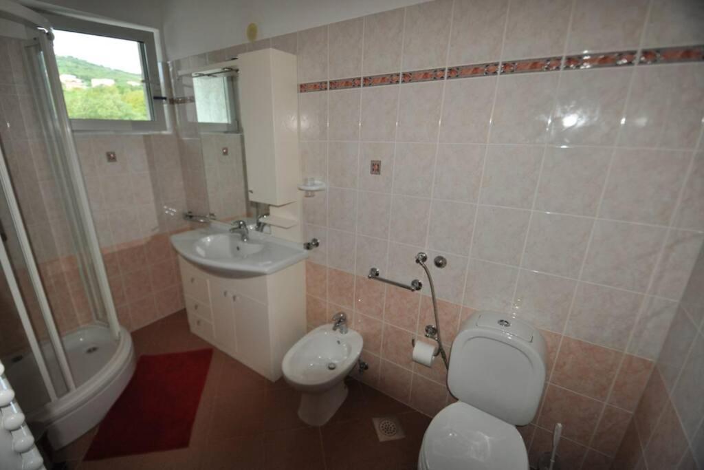 Appartamento Lux Apartman Leo Kostrena Esterno foto